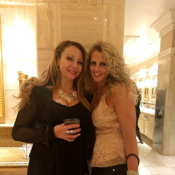 Meet your Posher, Brandy - Picture 1 of 1